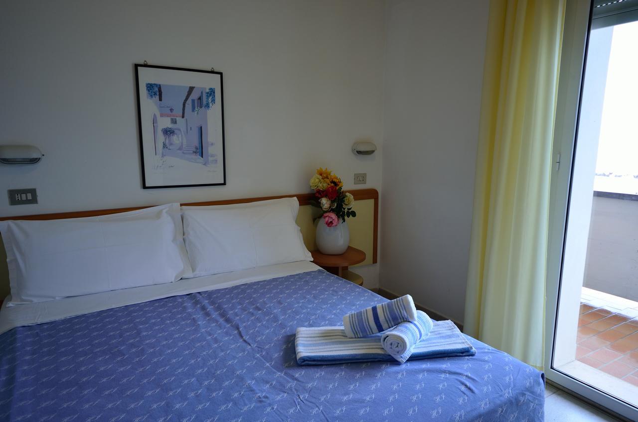 Hotel Man Lido Di Savio Exterior photo